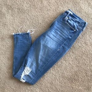 Medium wash Good American Jeans: GOOD WAIST